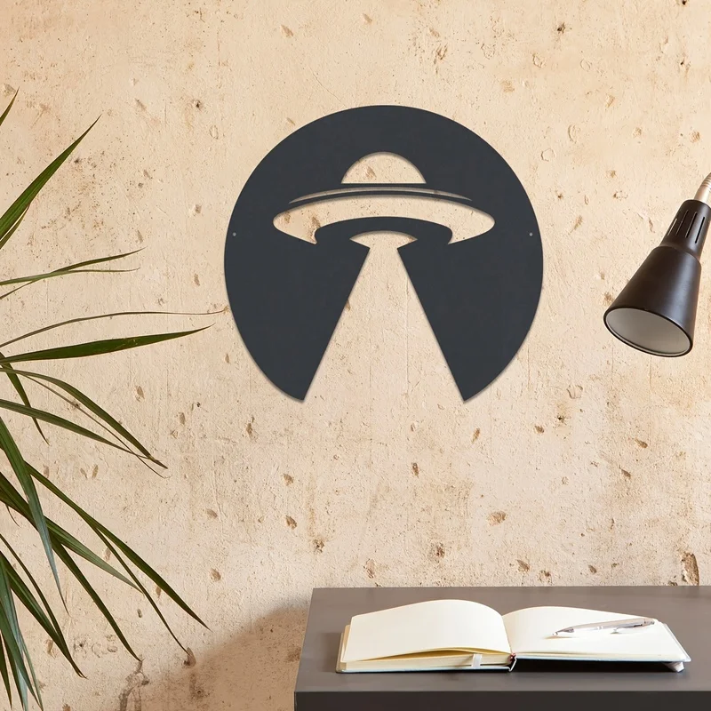 【Statue Wall Decoration】UFOMetal wall decoration，Black metal wall art decoration，Sci-fi alien spacecraft logo