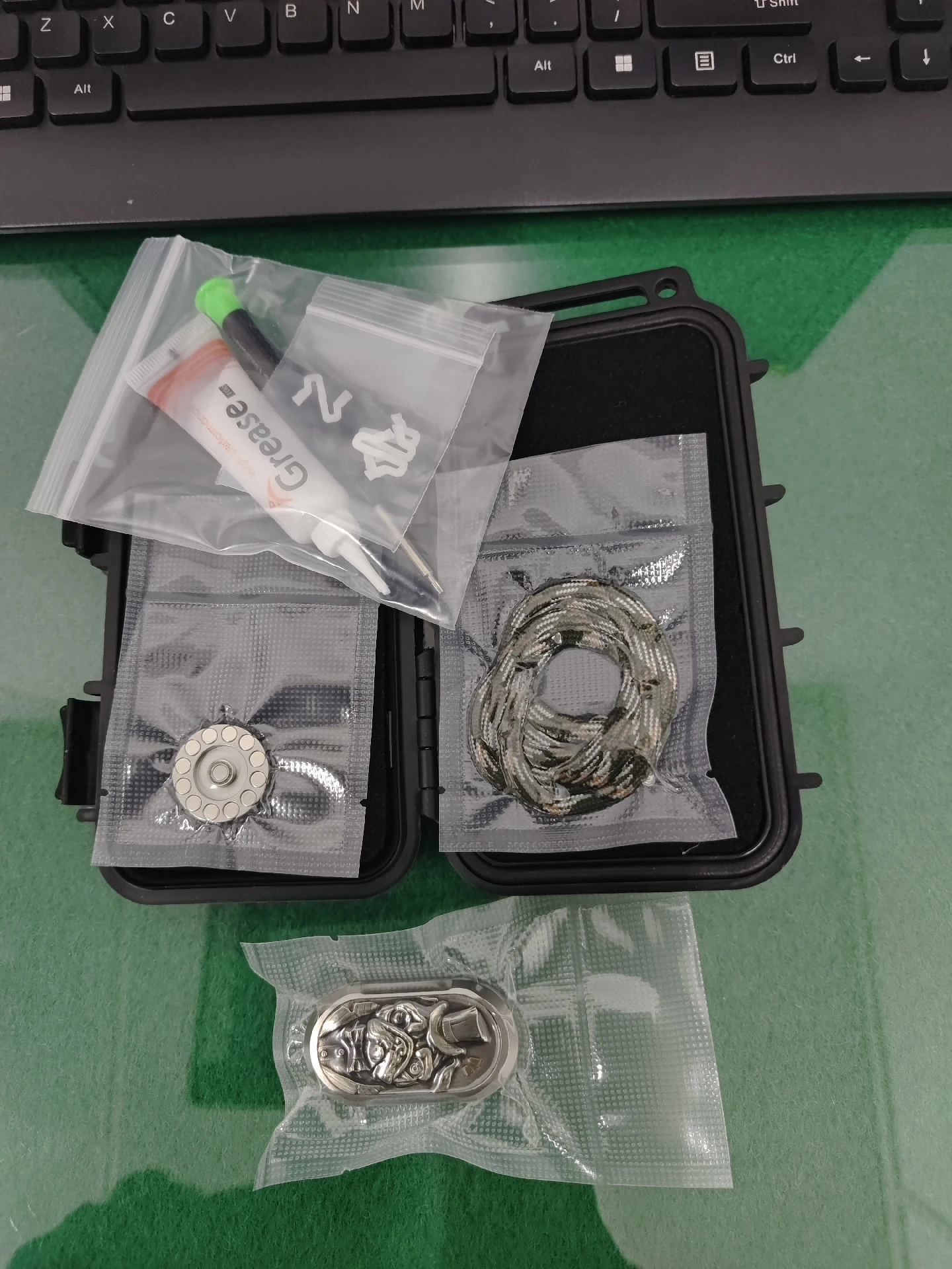 Used EDC Tk5 Generation Edc Starling Push Card Sprocket Fidget Spinner