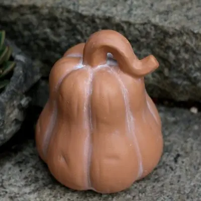 

Garden decoration courtyard red pottery big pumpkin grass outdoor ornament