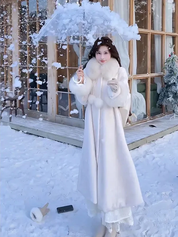 

New Chinese Sle Long Loose Woolen Coat Women Winter 2024 White Warm Fur Collar Patchwork Outerwear Commute Regular Sve