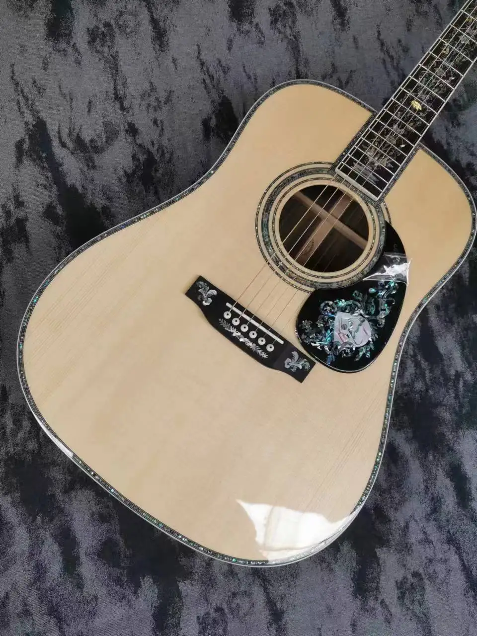 

Black Finger Acoustic Guitar Solid Wood D100 Series Full Abalone Inlaid Professional Classical Guitar