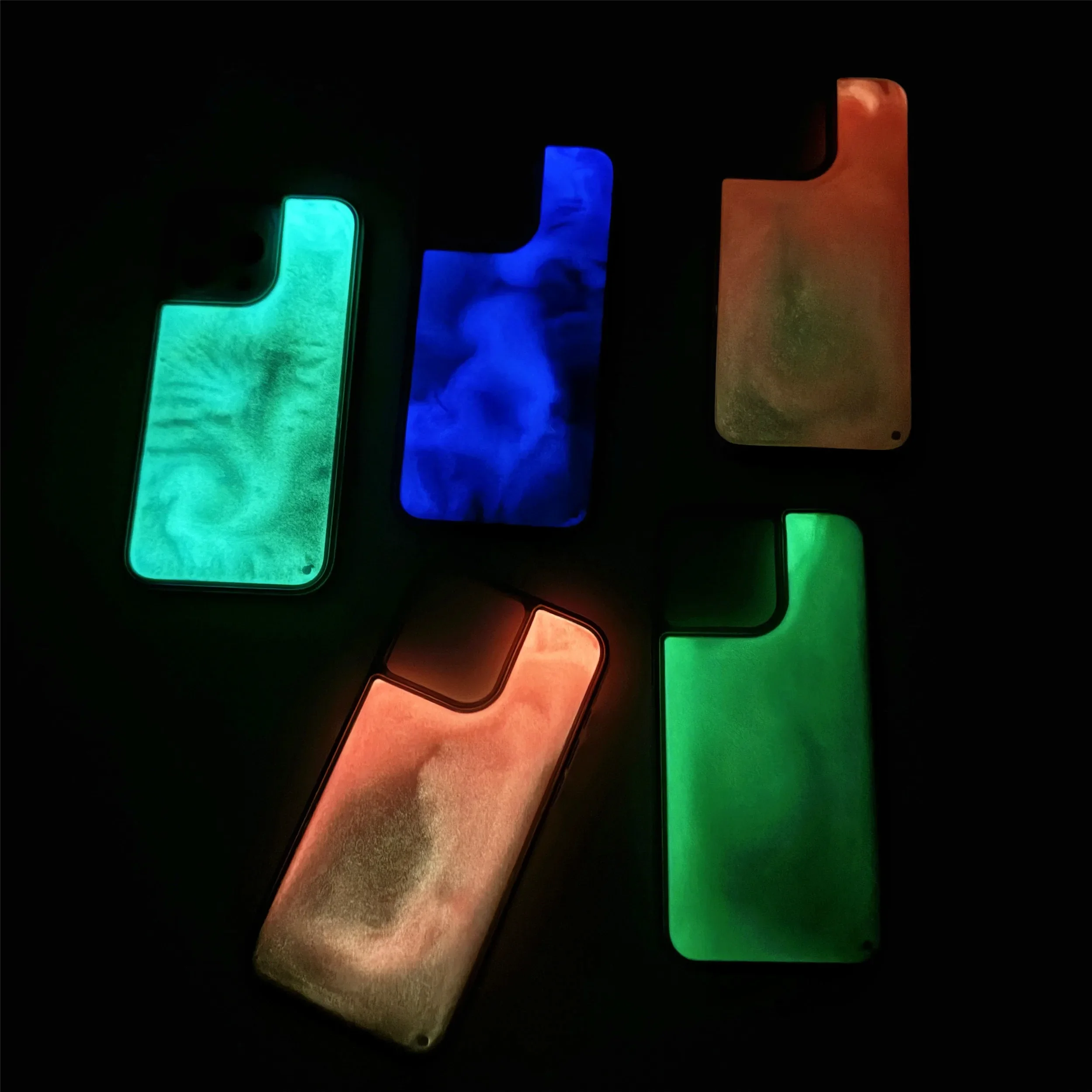 Para iPhone 16 Pro Max 15 14 13 12 funda a prueba de golpes luminosa arena movediza líquida dura, delgada brillante que brilla en la oscuridad luz nocturna cubierta del teléfono