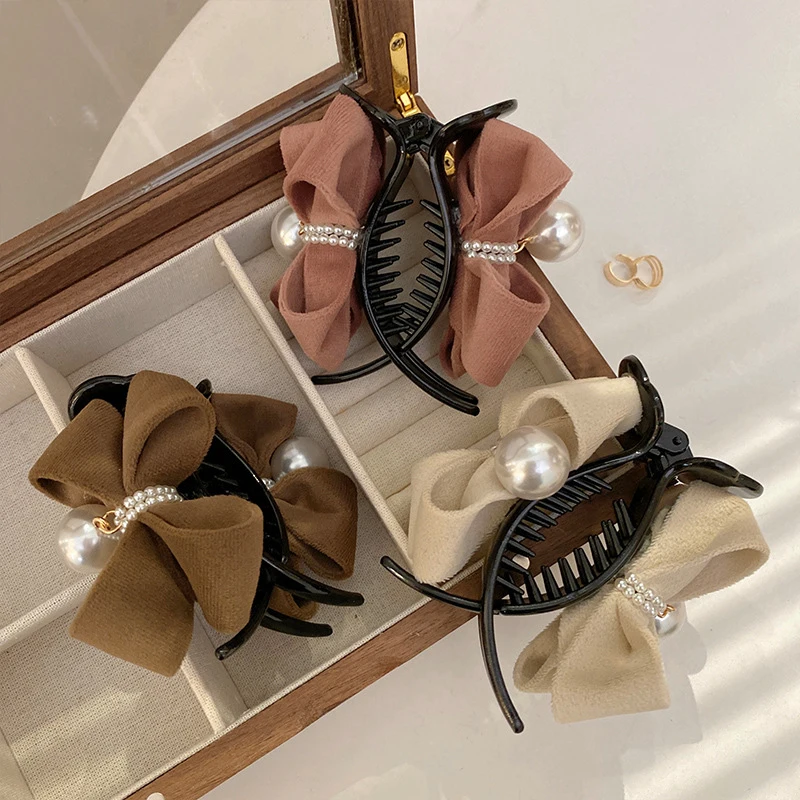 1PC Beautiful New Pearl Bow Tie Hair Claw Clip Plush Ponytail Fixed Elegant Hair Clip Women Headwear Accessory Gift For Girl