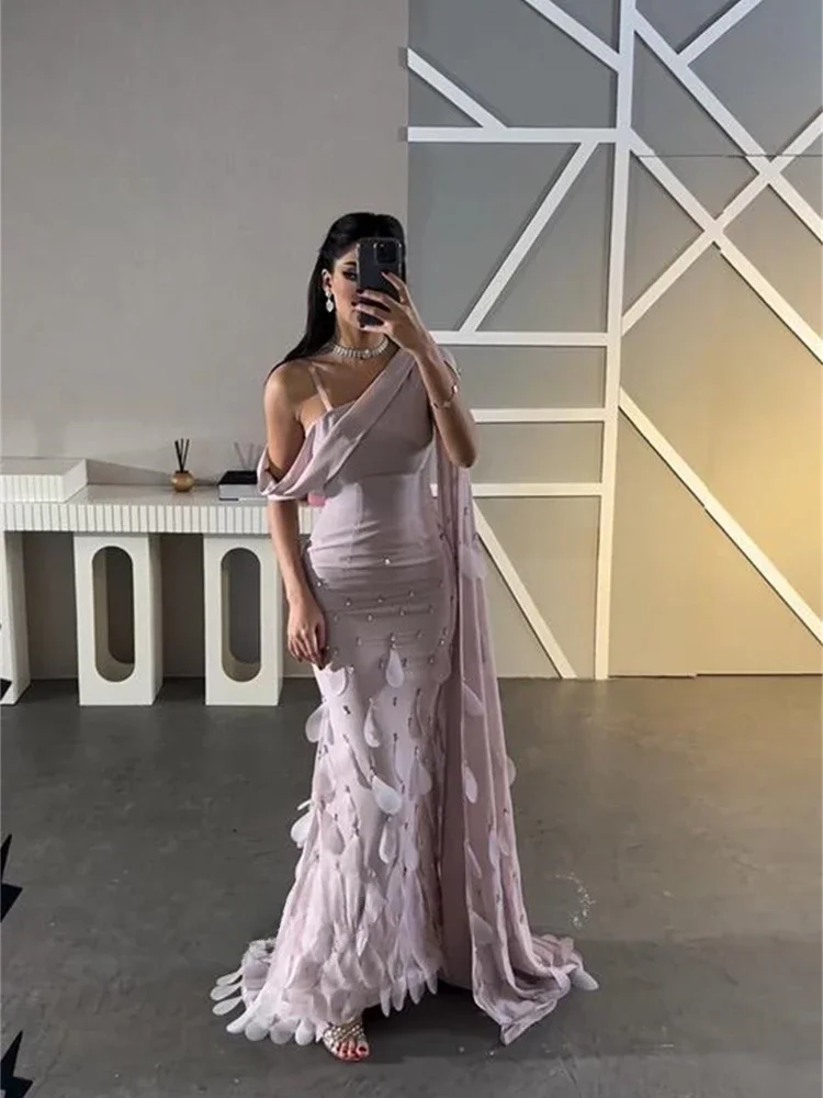 Gorgeous Feathers Prom Dresses Chic One-Shoulder Crystal Mermaid Gowns Floor Length Formal Evening Party Dresses for Women