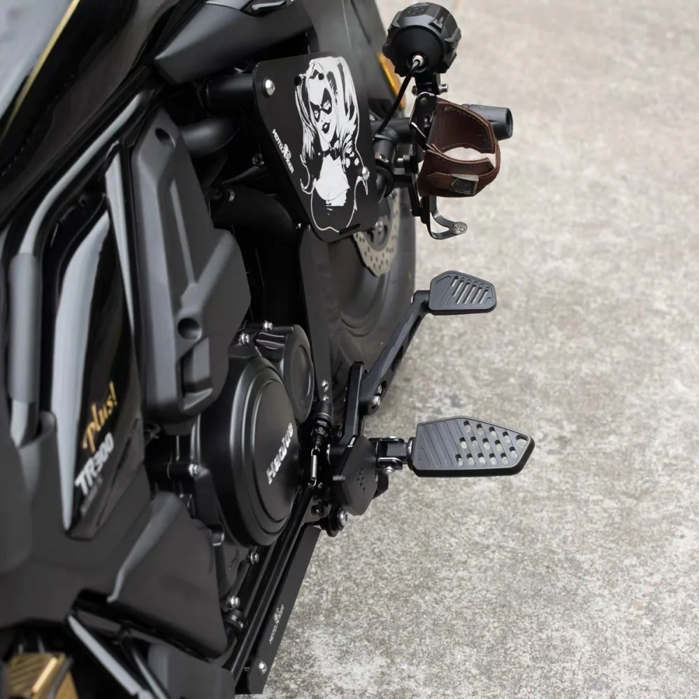 For HAOJUE TR300 Plus, the modification includes the accessory shift lever with adjustable aluminum alloy CNC foot pedal.