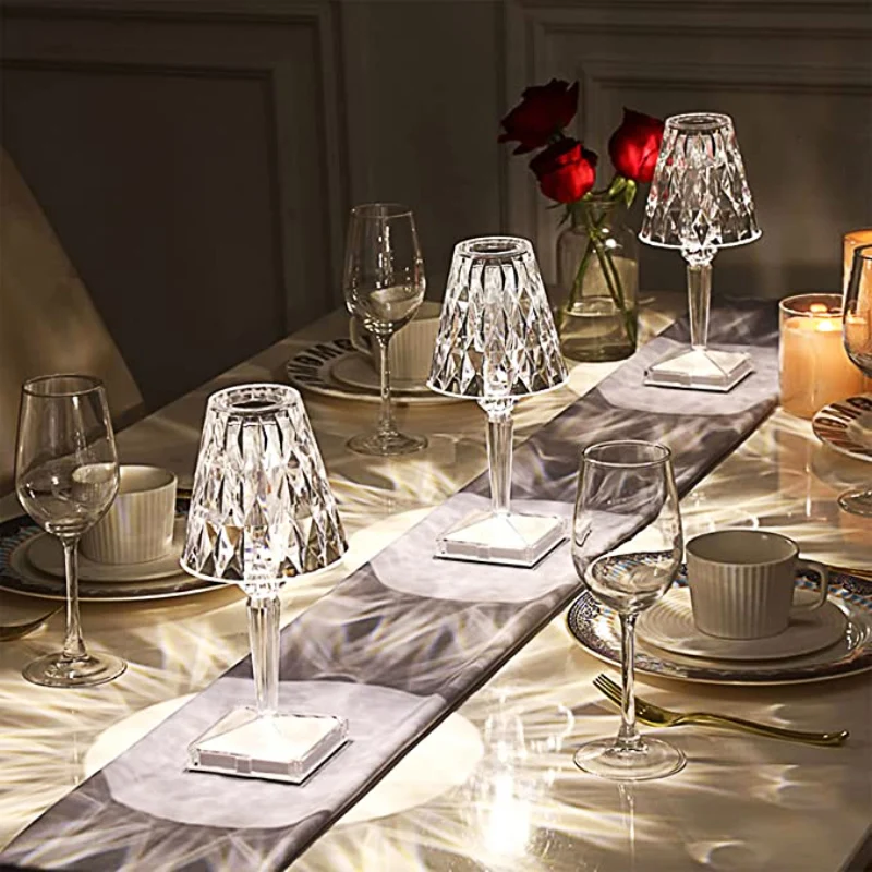 Lampada da tavolo diamante 16 colori Touch LED lampada da tavolo lampada romantica atmosfera di cristallo luce notturna USB per ristorante/Hotel/decorazioni per la casa