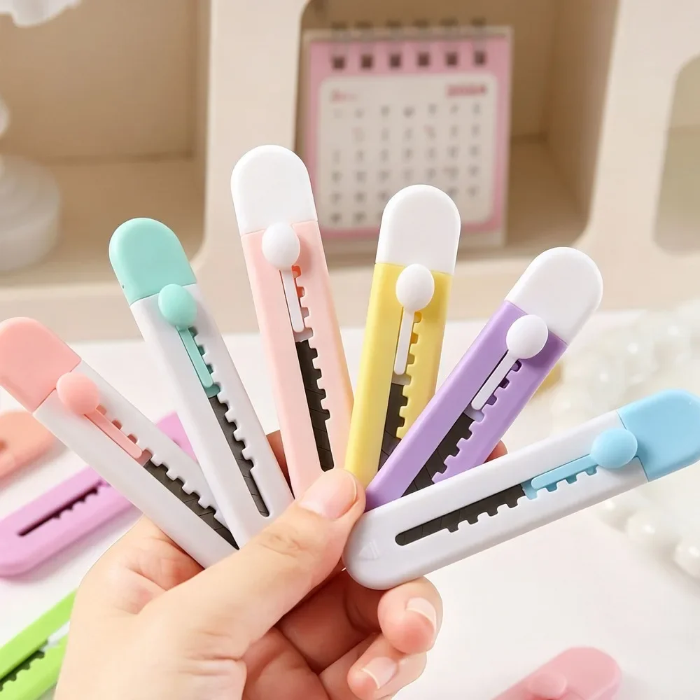 Random Color 5Pcs Mini Cartoon Utility Knife Portable Unboxing Cutter Student Scrapbooking Paper Wallpaper Trimming Tool