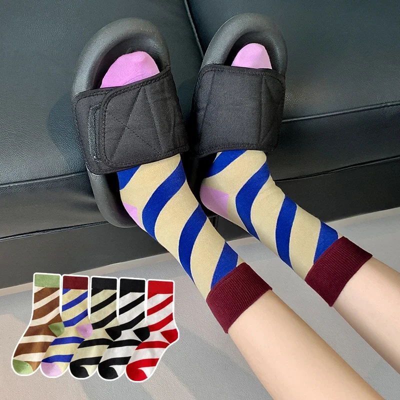 

Street Harajuku Striped Women Socks Candy Color Hip Hop Skateboard Sports Socks Women Japanese Style Fashion Cotton Long Socks