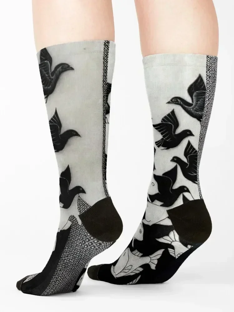 السماء والماء الثاني بواسطة M.C. مجموعة جوارب Escher Socks Run جوارب رياضية مخصصة لكرة السلة للرجال والنساء