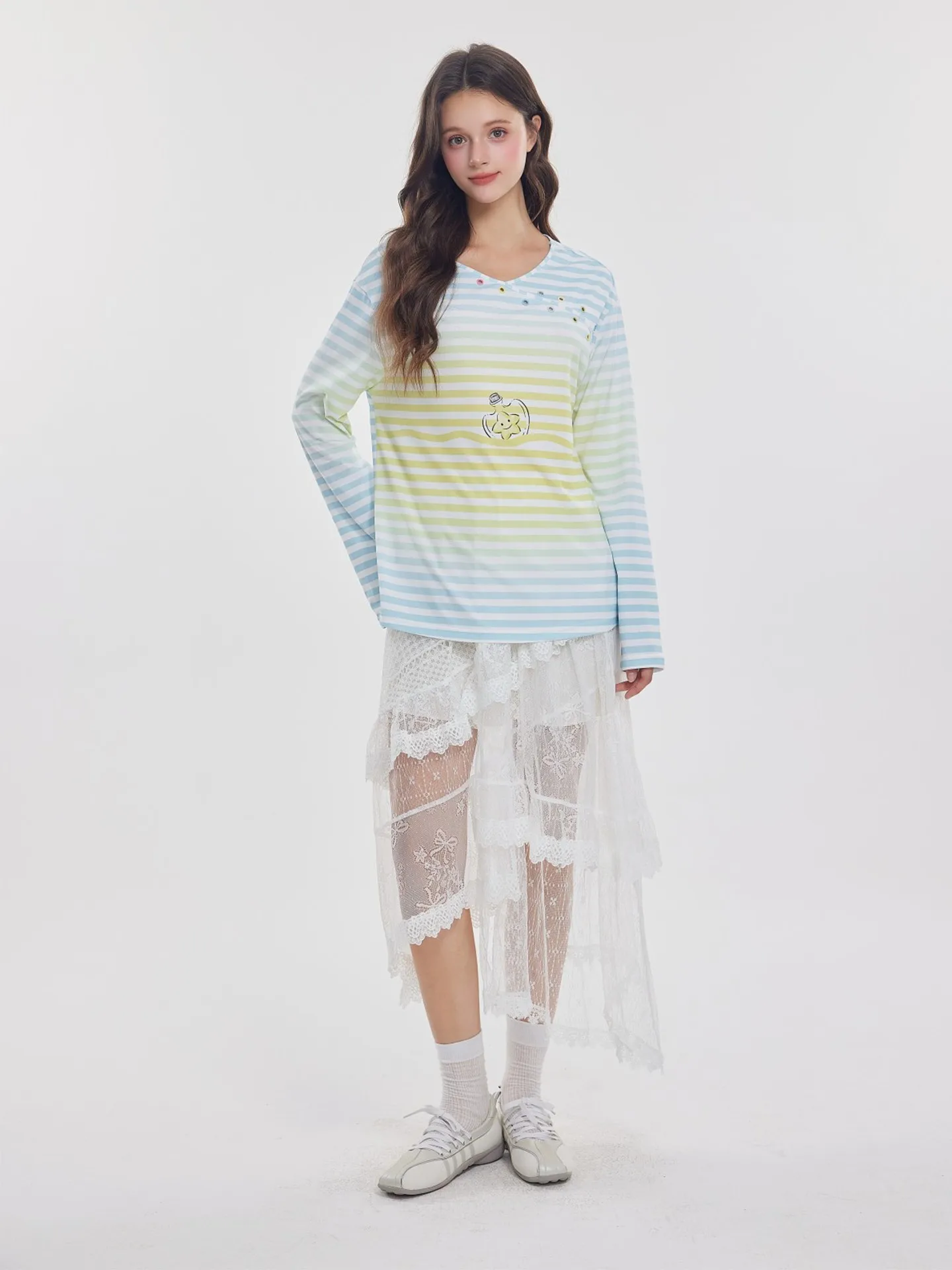 

OoofYang Autumn Long Sve T-irt Bottle Print Casual Loose Fit Cotton Polyester Cross Button Design Creative Pattern