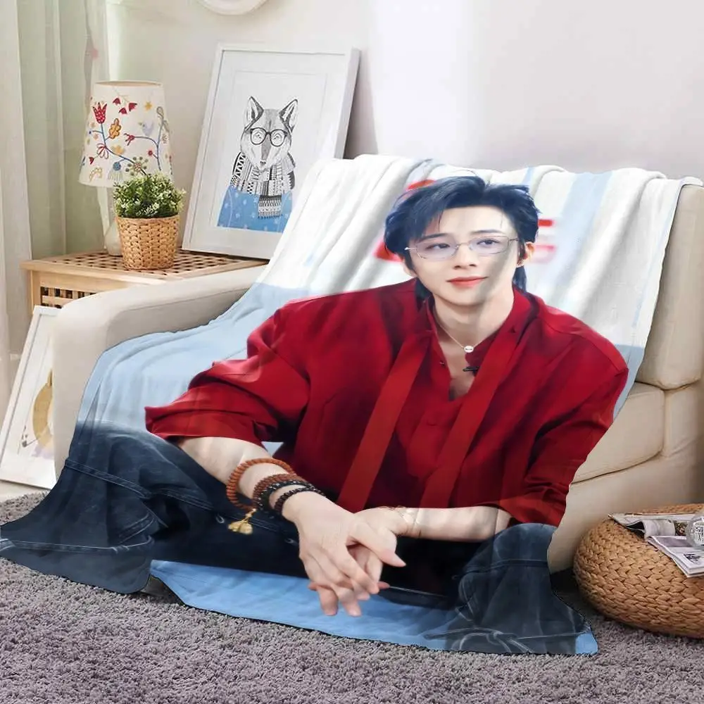 Modern Brother Liu Yuning Celebrity Light Weight Air Conditioned Blanket Home Nap Blanket Dormitory Air Conditioning