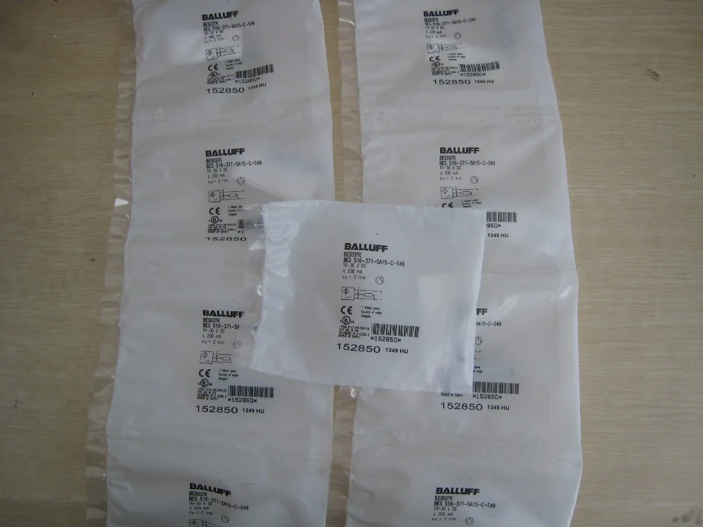 

Совершенно новый оригинальный датчик 516-371-SA15-C-S49 BES 152850, оригинальный