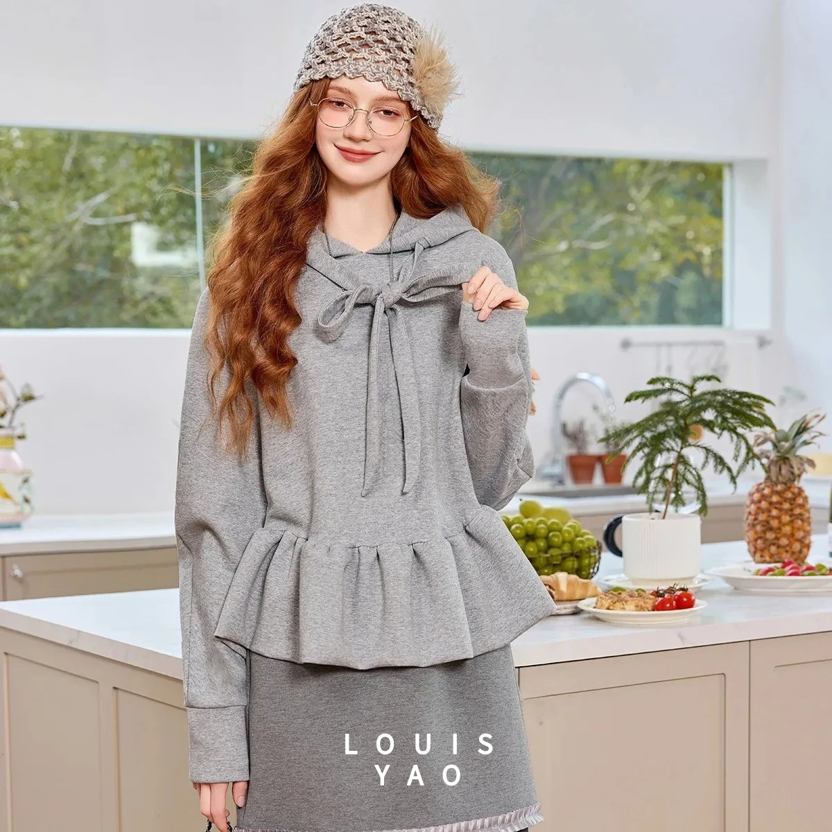 

LOUISYAO Premium Ruffled Hem Hoodie Women 2025 Autumn Regular Shoulder Pullover Sweatshirt Casual Streetwear Tops