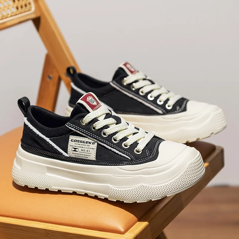 

Мужские новые осенние белые кроссовки 2025 года и повседневная обувь с массивным высоким берцем — легкая, увеличивающая рост и удобная