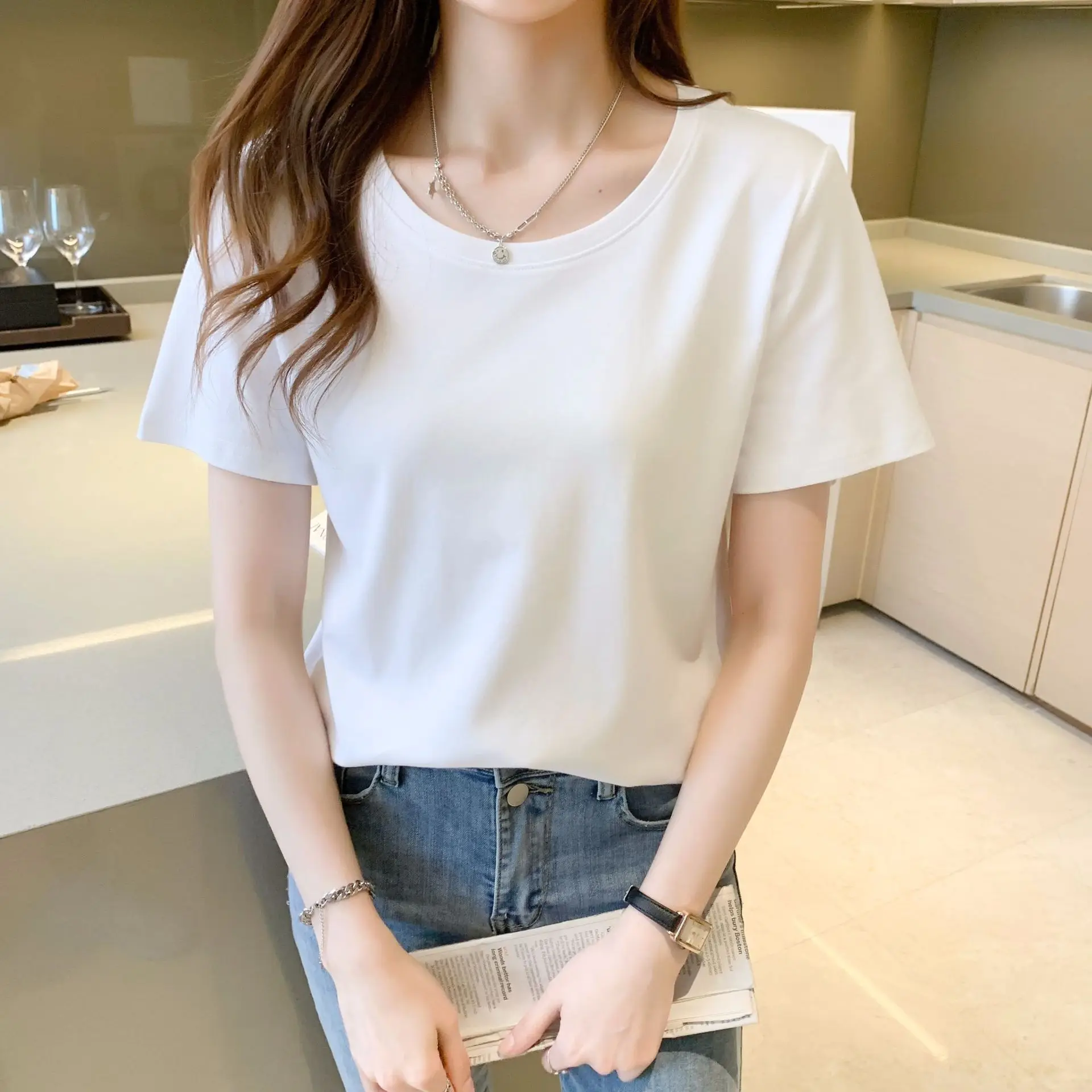 2024 women's t-shirts wholesale supply loose large size cotton top bottoming shirt short-sleeved t-shirt