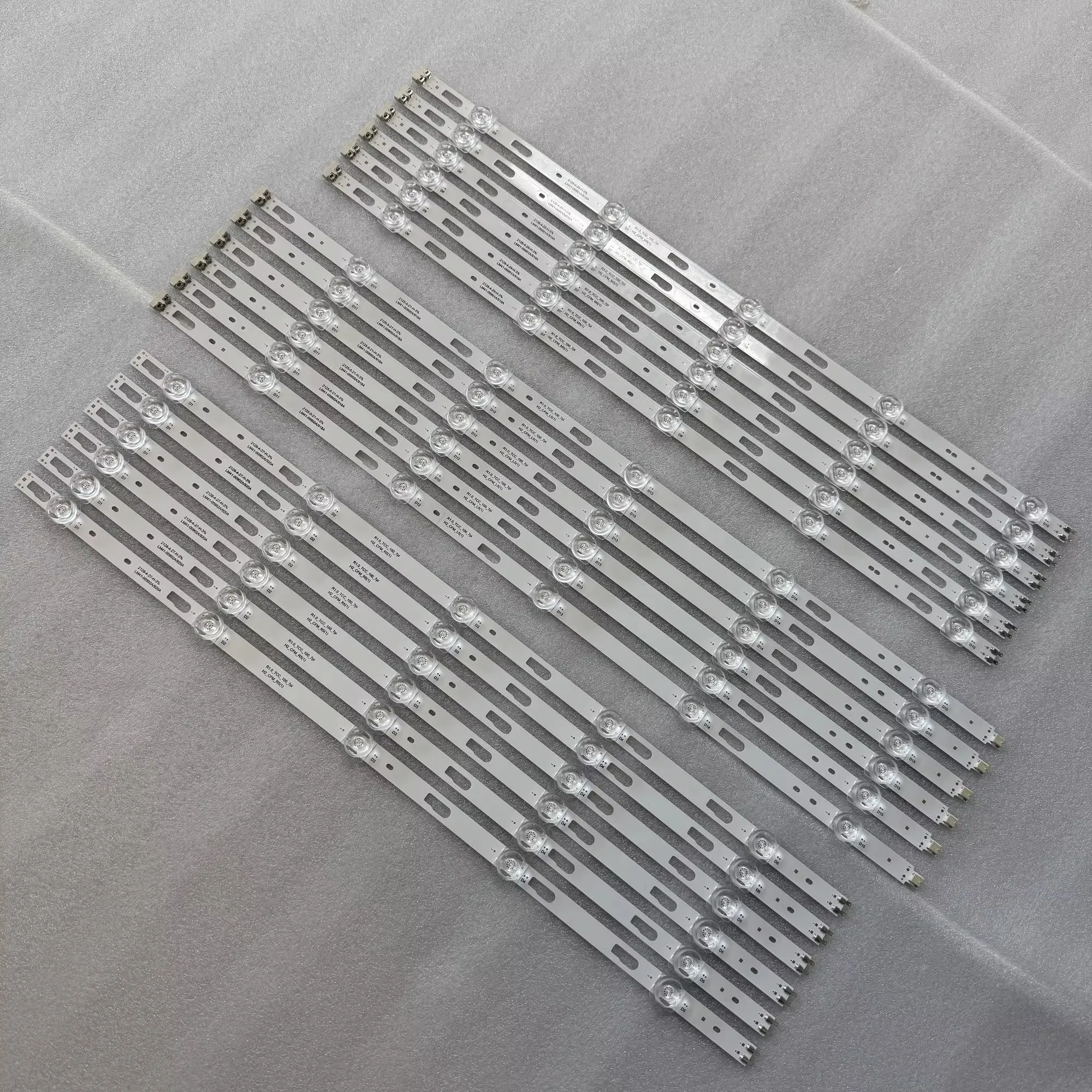 Tira de LED para Samsung UN82AU8200 UE82TU8070U UN82TU700DF UN82TU7000F UE82TU8005K UE82TU8070 UN82TU700D UN82TU7000 UE82TU8005