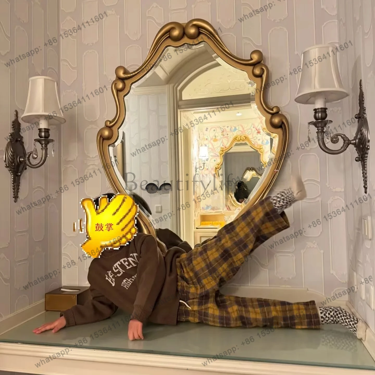 French retro toilet bathroom mirror light luxury special-shaped cosmetic mirror entrance decorative wall hanging cosmetic mirror