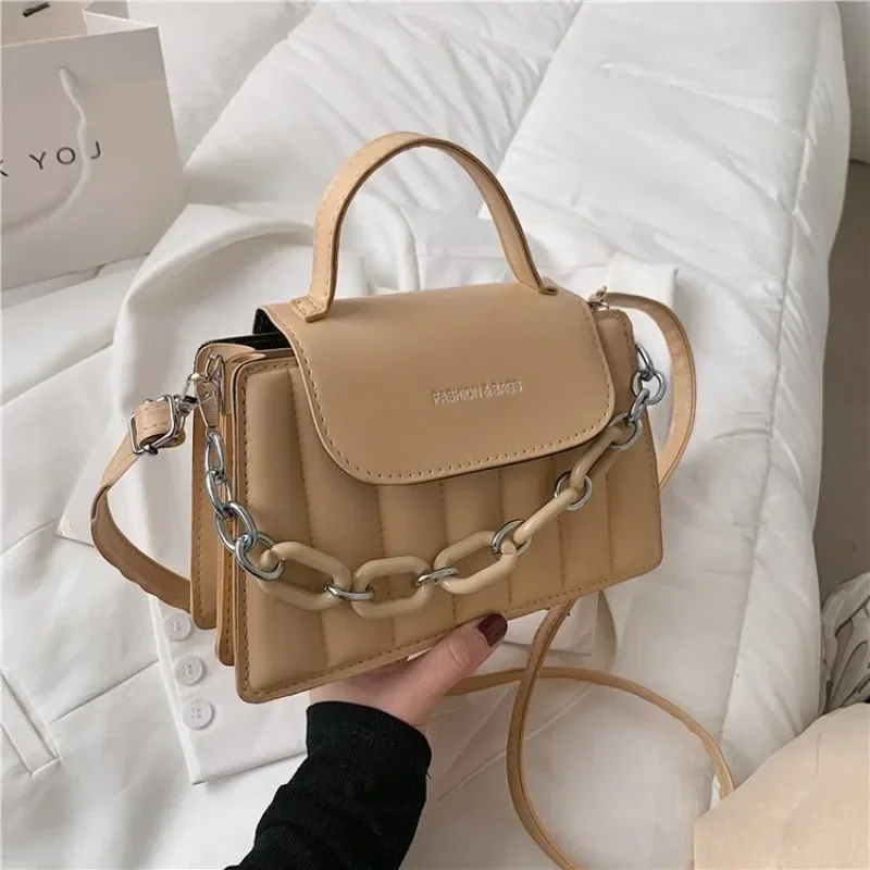 New Fashion Texture Thick Chain Shoulder Bag Mini Lightweight Crossbody Bag Personality Travel Multi-color Shoulder Bag Women