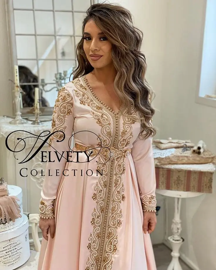 Pink Moroccan Kaftan Muslim Evening Dresses A-line V-neck Long Sleeves Beaded Dubai Arabic Caftan Abaya Islamic Gown Customized