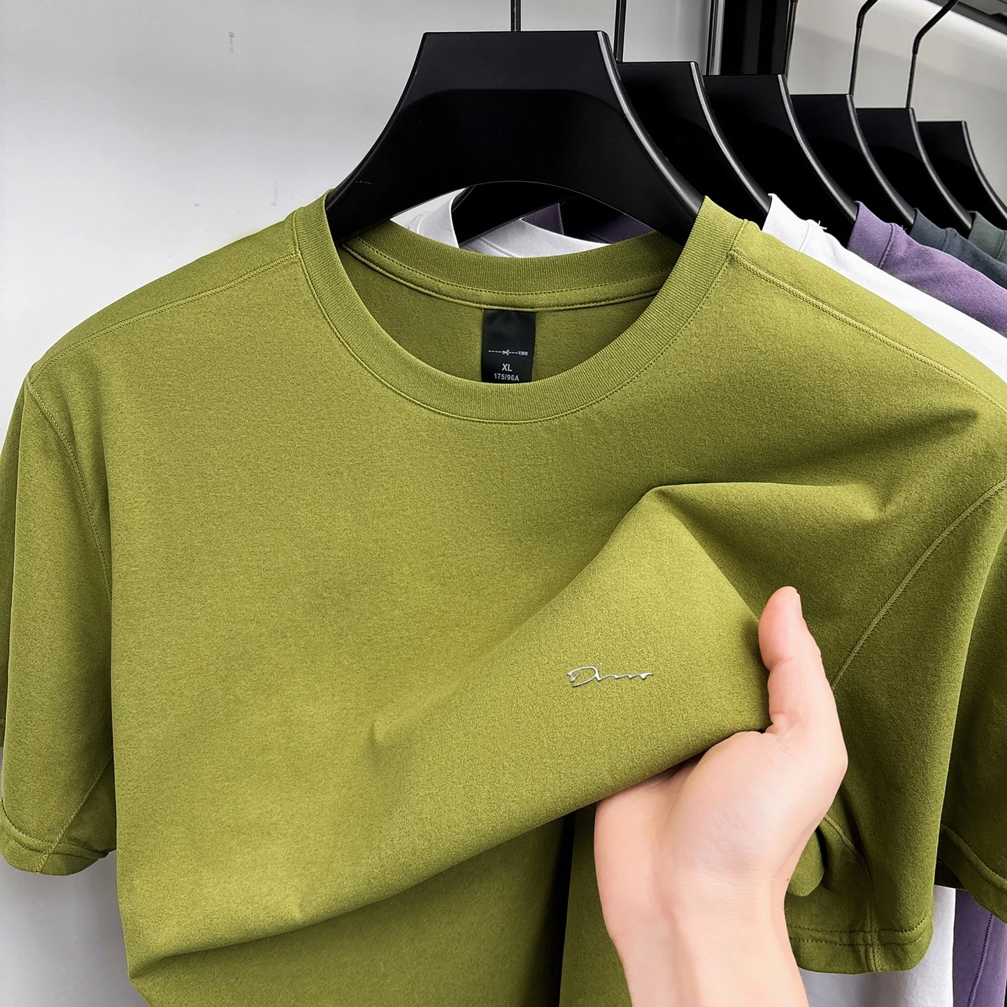 High end Brand letter embossed short sleeve T-shirt new round neck fashion casual breathable solid color summer versatile top