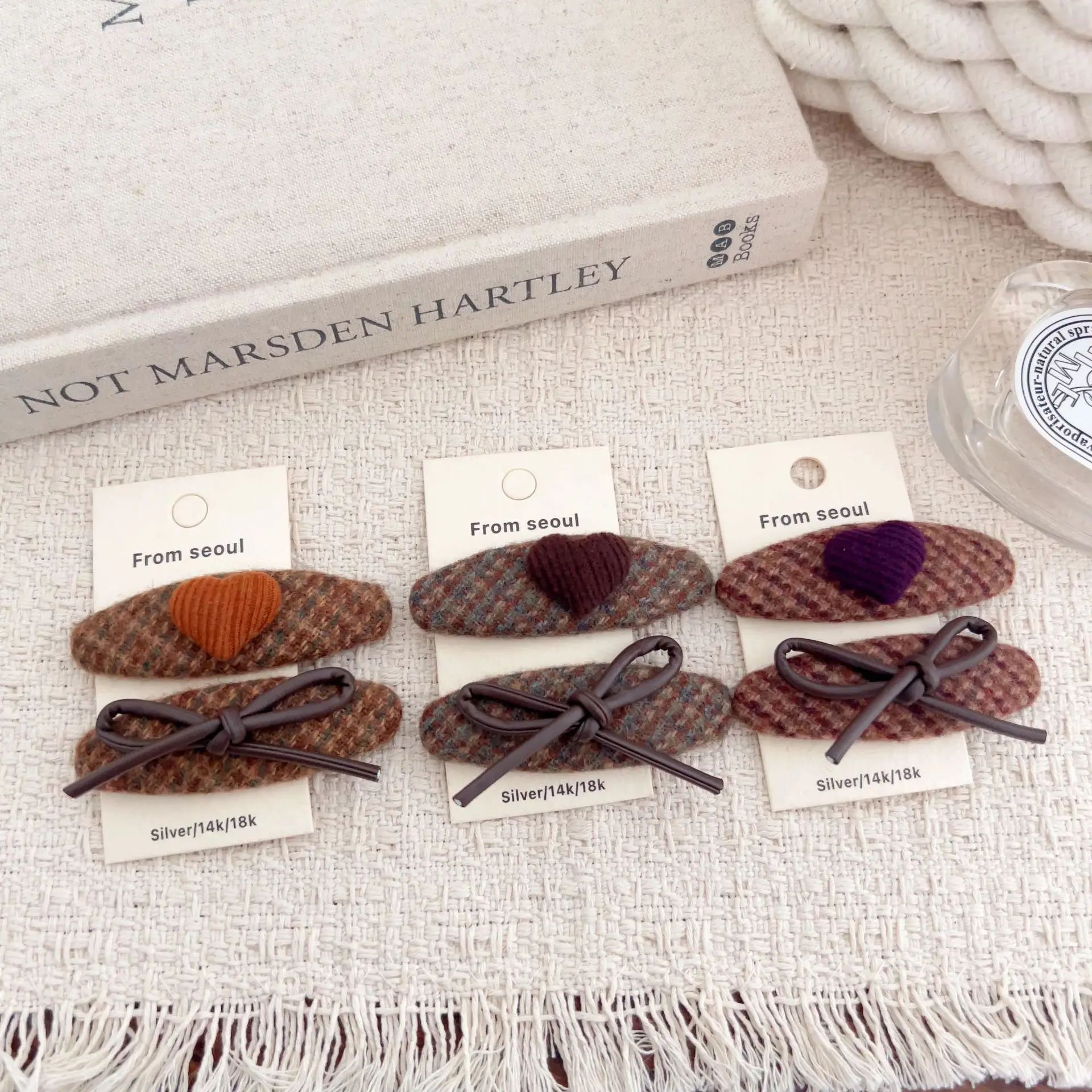 

Fashionable retro college style love bow plaid BB clip temperament versatile and high-end side clip hair accessory