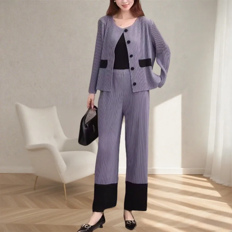 

Плиссированная осенняя новая женская верхняя куртка с длинными рукавами Miyake, простой комплект прямых брюк, модный темпераментный универсальный женский кардиган