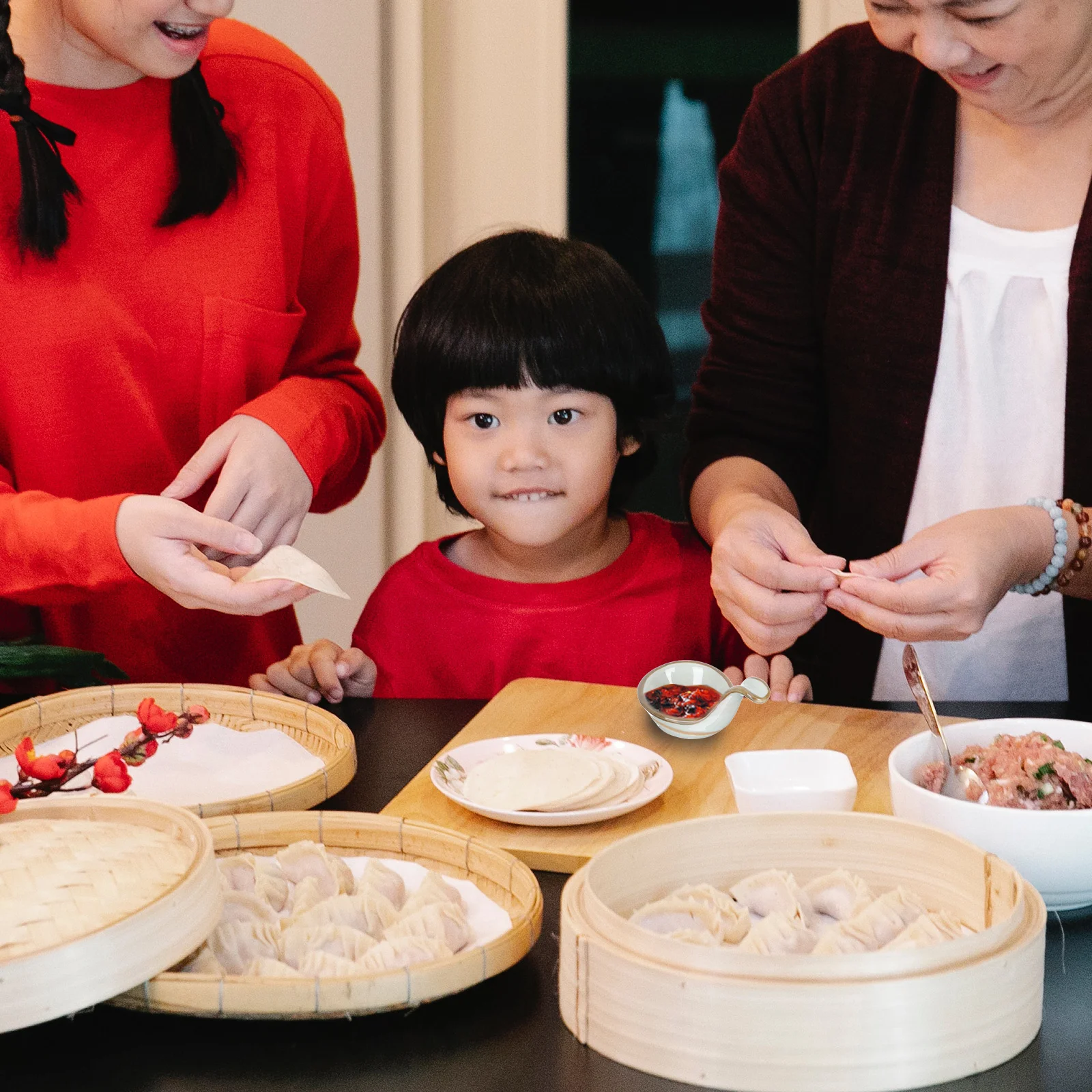 

2Pcs Caviar Spoon Ceramic Plate Small Size Appetizer Plate for Soy Sauce Seasoning Dish Kitchen Tableware