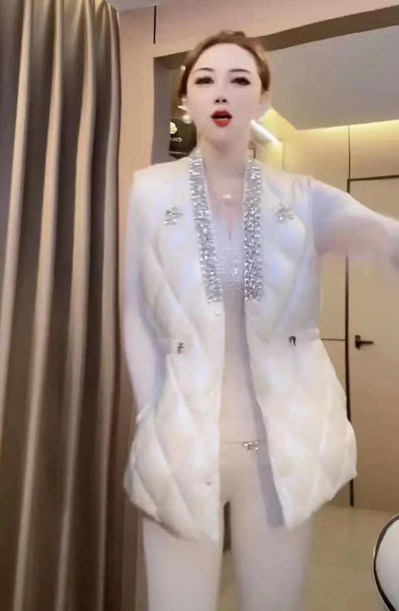 الفاخرة البريق الماس الخريف الشتاء المرأة سليم صالح سترة سترة القطن سترة مبطنة الإناث أكمام صدرية دافئة القمم