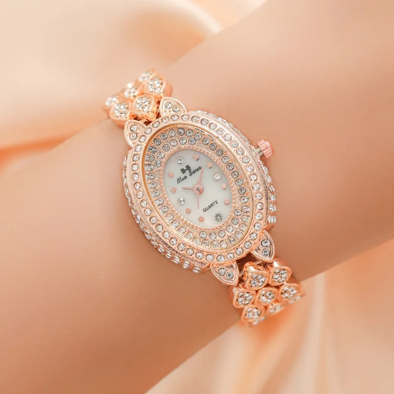 Новые модные повседневные женские часы с полным овальным циферблатом, браслет, женские модные универсальные кварцевые часы Relogio Feminino