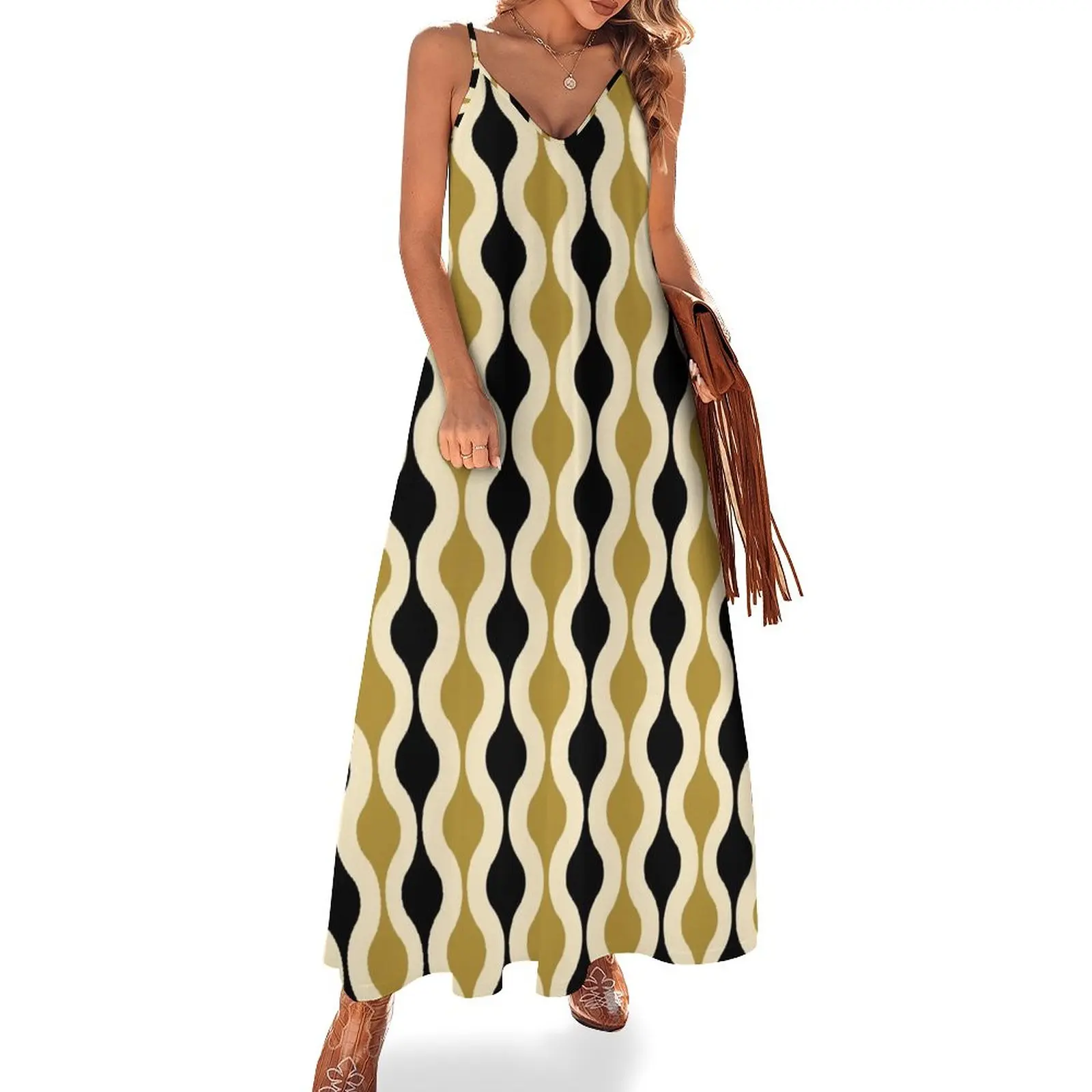 

Groovy 70's pattern black and gold Sleeveless Dress birthday dress for women women long dresses Long veiled dresses