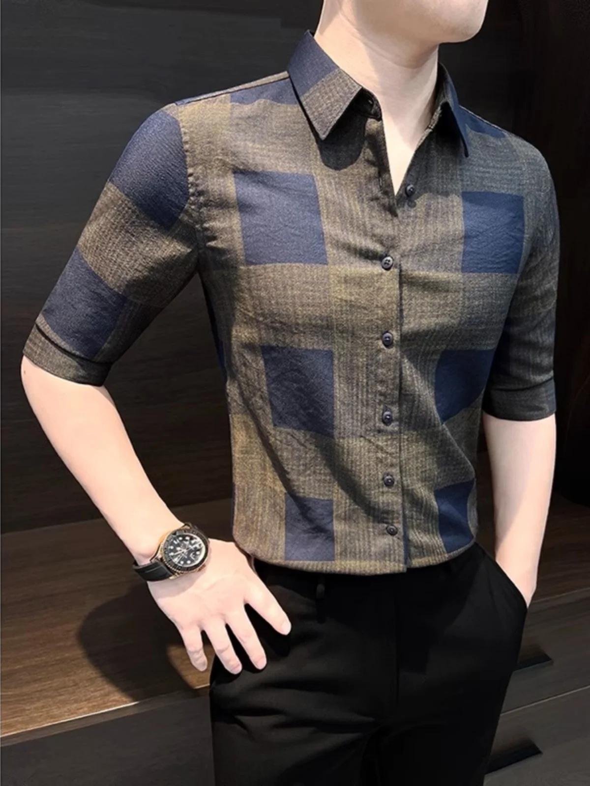 

Plaid Short Sleeve Ice Silk Shirt Men's Fashion Brand Slim Fit Summer Shirt Half Sleeve Seven Points Trendy Men's Clothing
