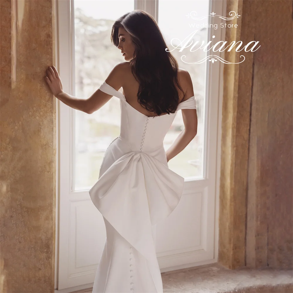 Aviana مخصص قبالة الكتف قطار الاجتياح الكشكشة الظهر القوس حورية البحر فستان الزفاف طول الأرض قارب الرقبة عارية الذراعين زر بسيط