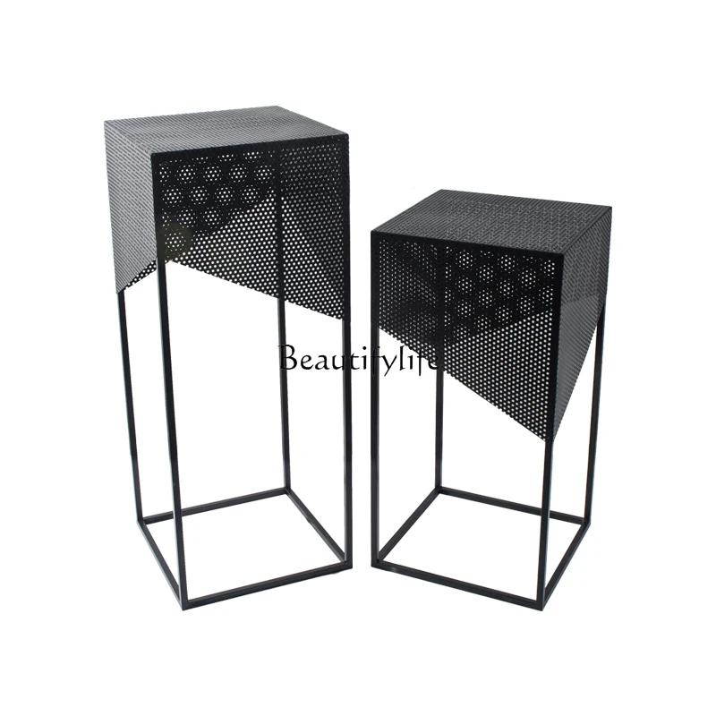 

Floor-to-ceiling metal handicraft base, model room sales office aisle lobby sculpture ornament