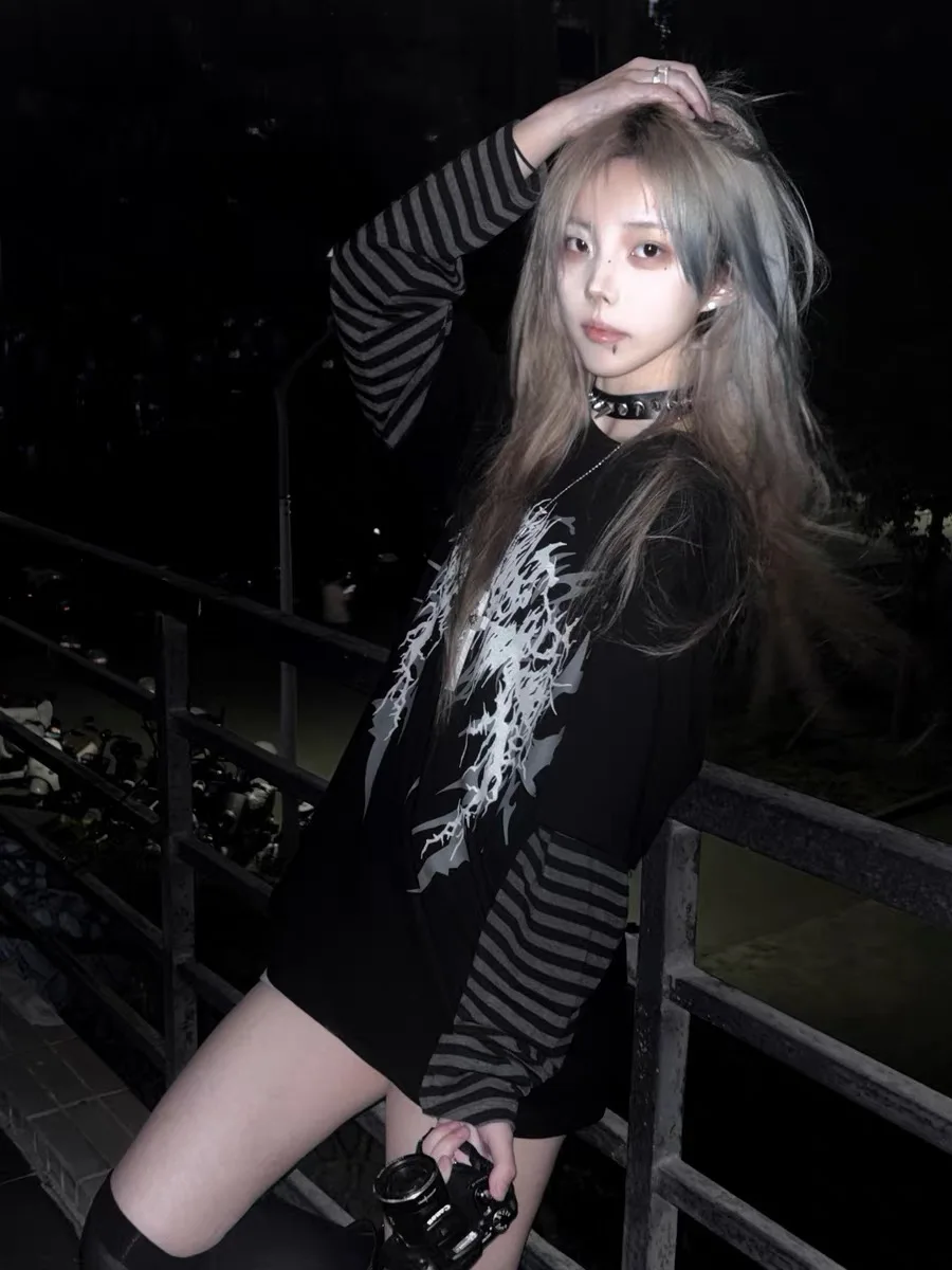 Gothic Punk Y2K Millennium Trendy Girl Abi Printed Long Sve T-irt Women's Street Sle round Ne Casual Top