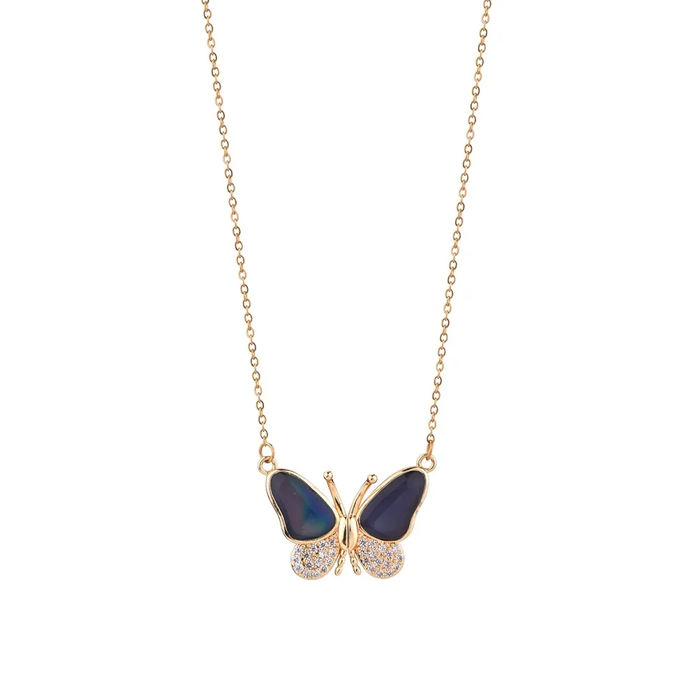 قلادة جذابة مغناطيسية على شكل فراشة ملونة، إحساس التصميم المتخصص، قلادة قديمة، قلادة ملابس عصرية