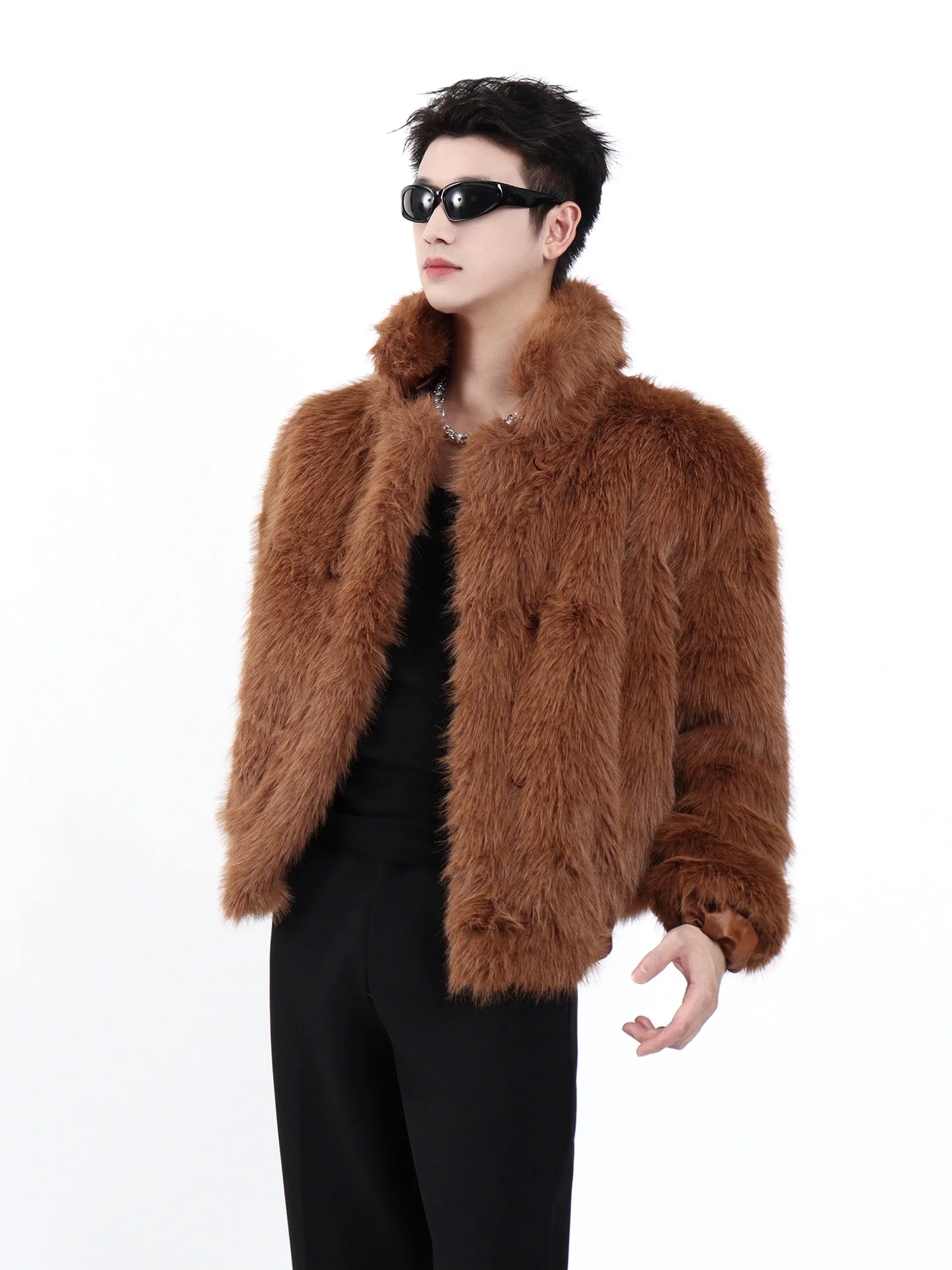 سترات رجالية ذات ياقة من الفرو الصناعي على الوجهين سترات رجالية لشتاء 2025 سترات جديدة راقية من الفرو الصناعي معاطف سميكة متكاملة #4