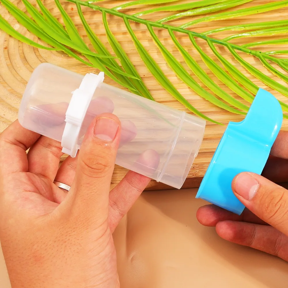 عالية الجودة تغذية الطيور البلاستيك الغذاء تغذية المياه التلقائي شارب الببغاء موزع المحمولة قفص العصافير معلقة شرب كوب