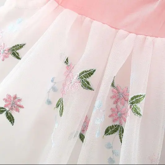 Baby Girl Summer New Dress Sweet Flying Sleeves Mesh Embroidered Korean Edition Mesh Dress Princess Dress Suitable for 0-3 Years