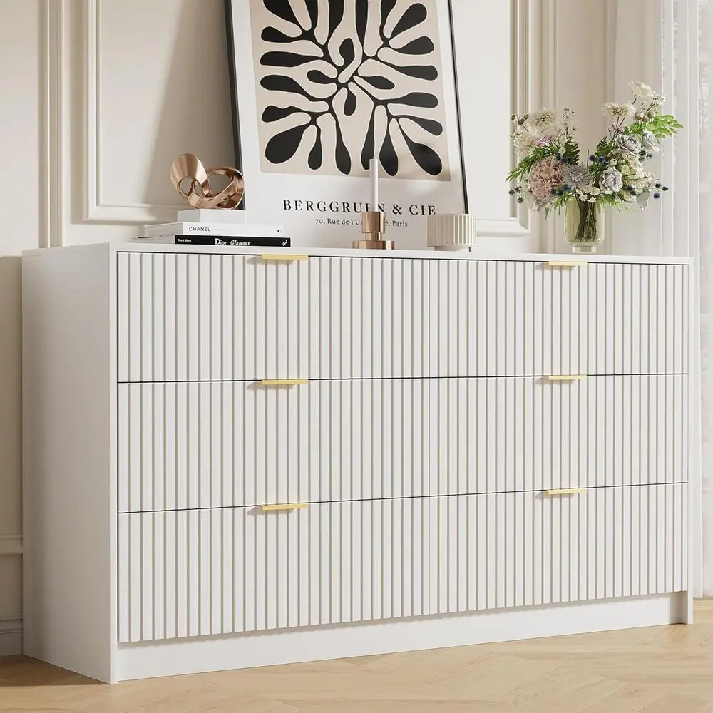 

Широкий комод с 6 ящиками и плавными выдвижными направляющими, идеально подходит для спальни, гостиной и хранения вещей в гардеробной.