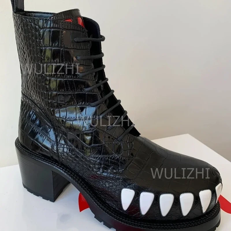 Men's Leopard Graffiti Teeth Totem Boots Black Leather Patent Leather Block Heels Thick Sole Zip Fashion Round Toe Shoes Street