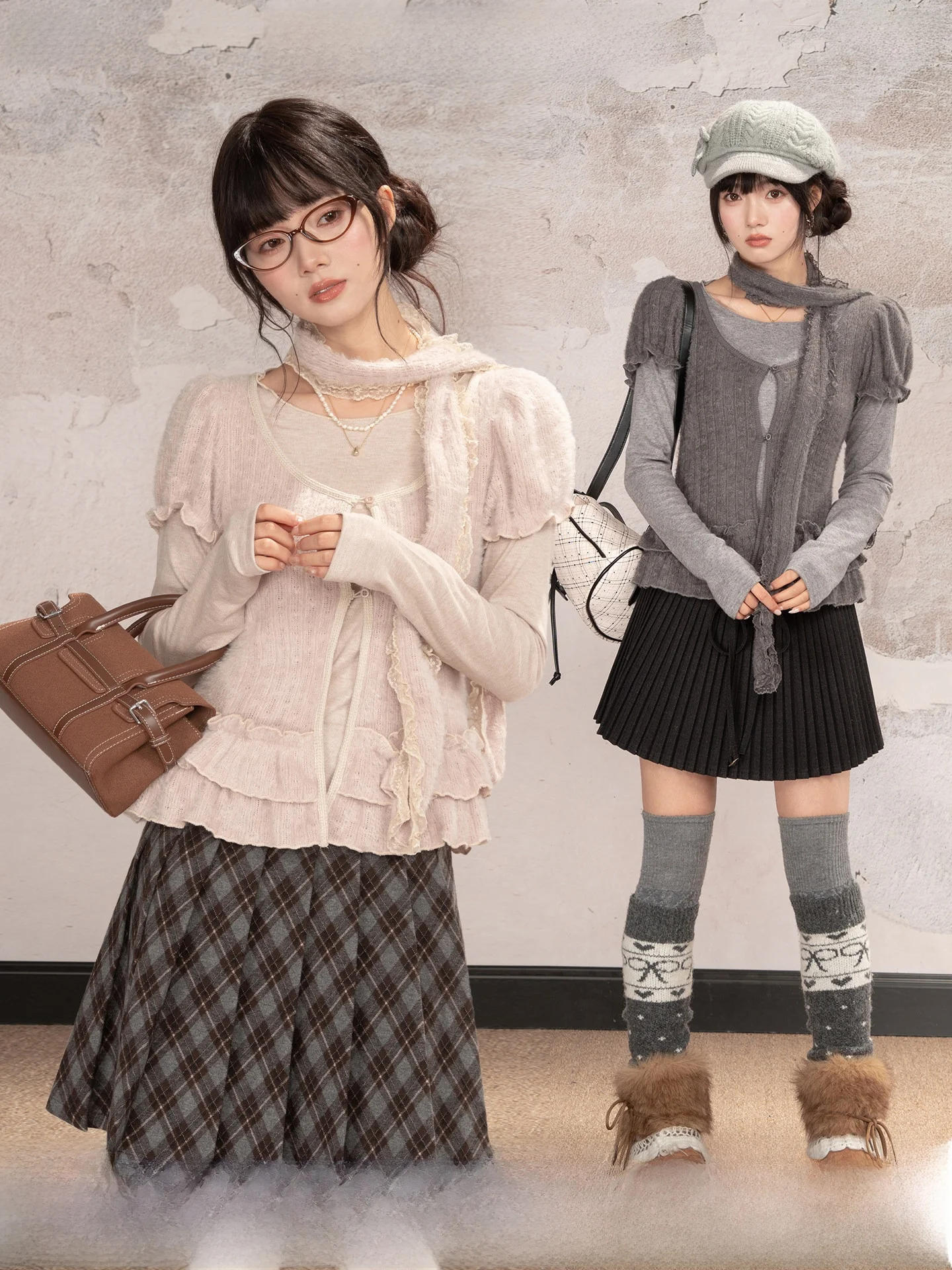 Loveheynew Pure Color round Neck Short Sleeve T-Shirt with Wood Grain  Base Layer Top for Women Winter Commute Style