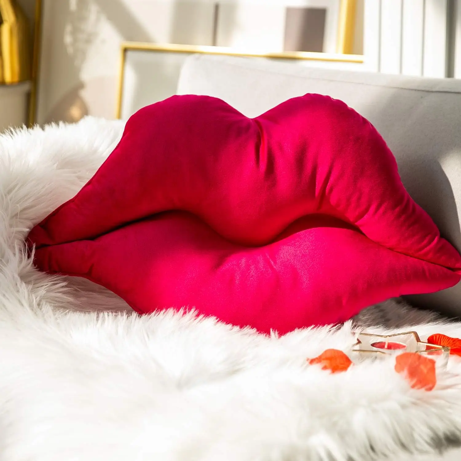 3D Simulation Lips Shape Throw Pillow Soft Velvet Decorative Cushion Insert Included Reversible Red  Lip Stuffed Pillow Valentine's Day Gift For Bedroom Living Room Girls Home Decor
