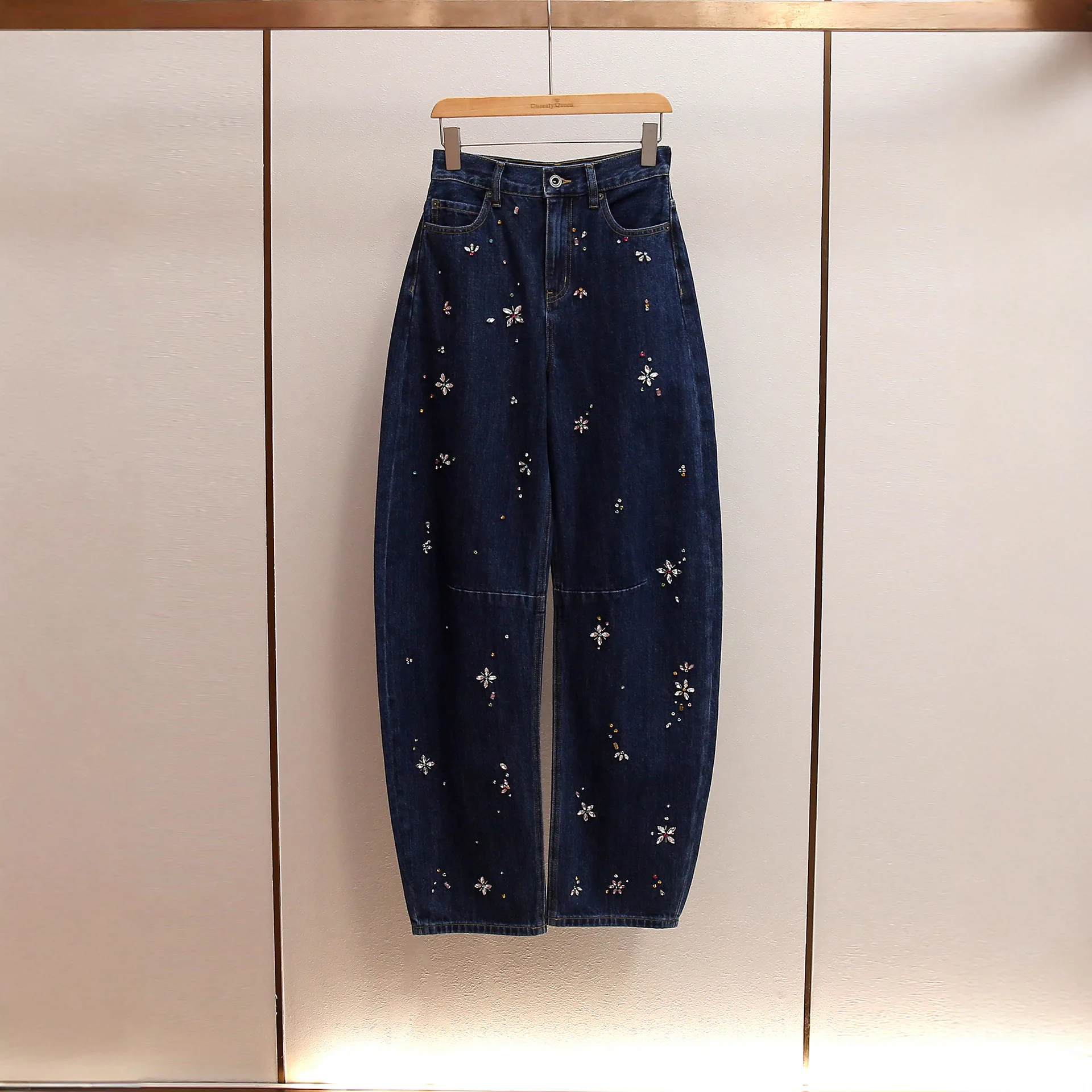 

Autumn New French Retro Youthful A-Line High-Waist Heavy Rhinestone Embellished Vintage Blue Curved-Leg Denim Pants for Women