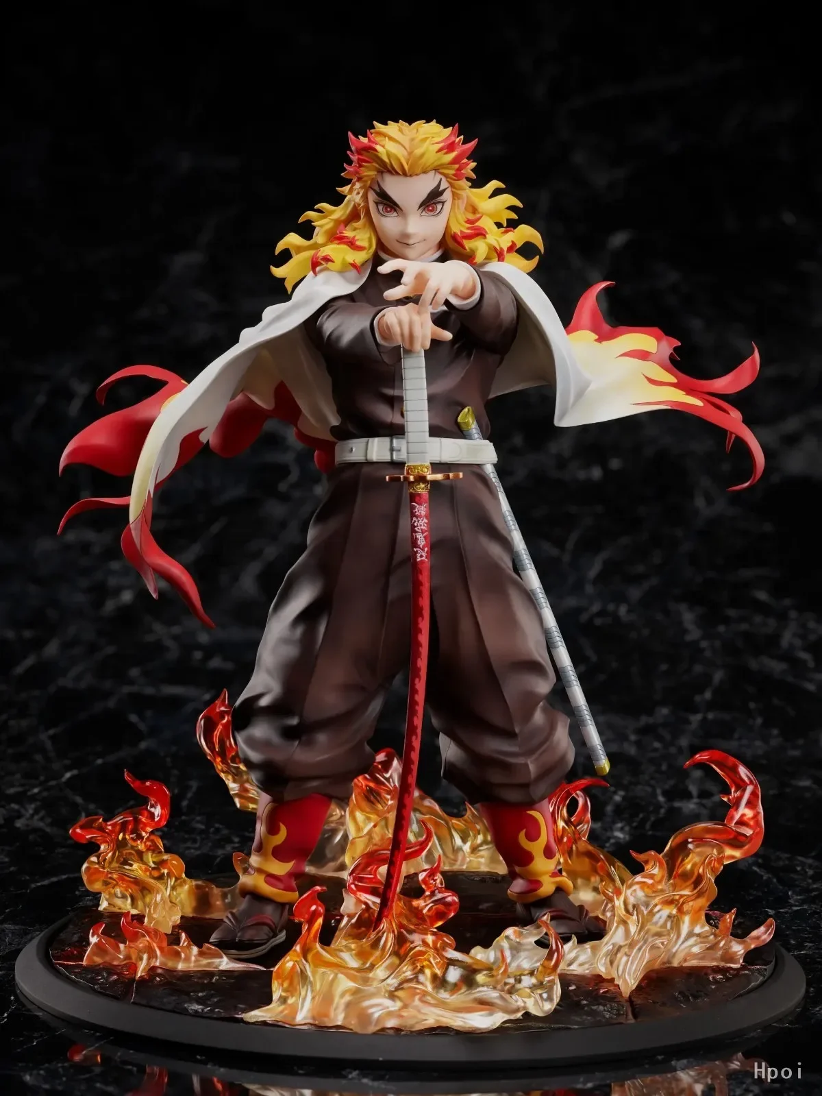 【MT】ANIPLEX+ Blade of  Demon Slayer Mugen Train Rengoku Kyoujurou 1/8 Scale Anime Figure