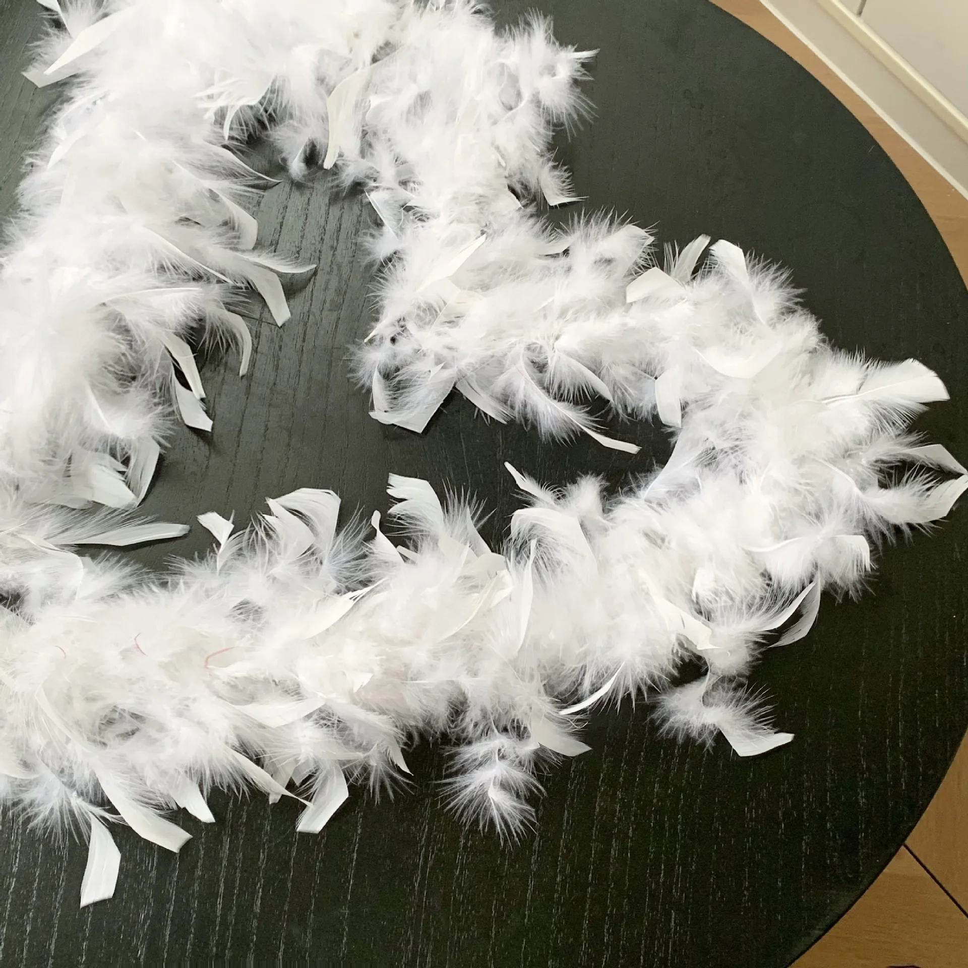 

Fluffy White Marabou Feather Boa 2Yards 30g for Costume Dress Sewing Crafts Wedding Party Christmas Carnival Decor