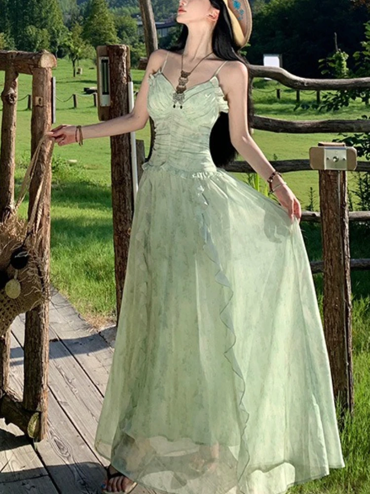 คอวีเอวสูงฝรั่งเศสสไตล์วันหยุดมิ้นท์สีเขียวดอกไม้ชุดเดรสสายรัดปาเก็ตตี้สไตล์เกาหลีฤดูร้อนนัวเนียกุ๊นชุดMaxi