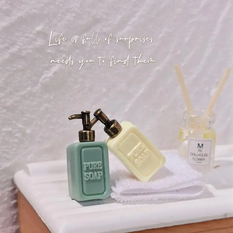 4Pcs Miniature Bathroom Set Simulation Lotion Bottles Soap Dispenser Model For Dollhouse Decor Pretend Play Toys