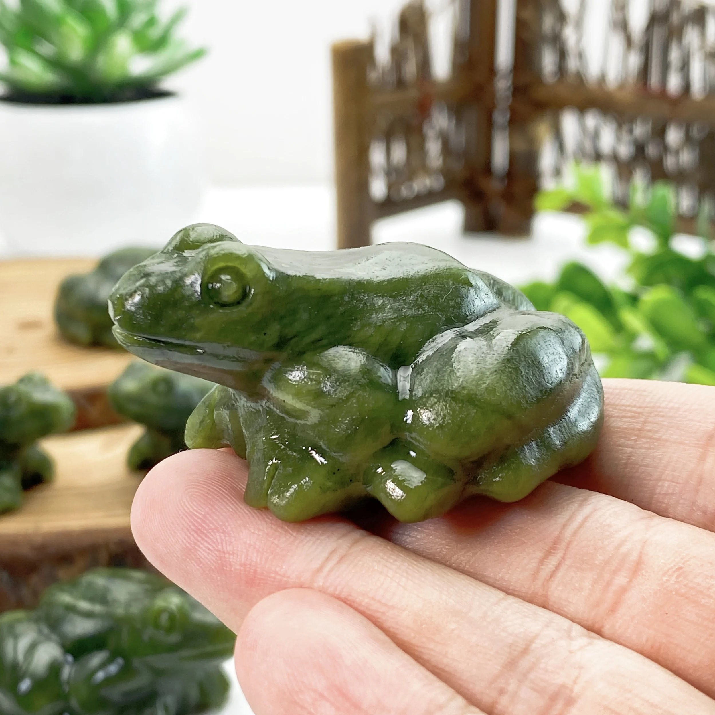 1PC Xiuyan Jsaper Frog Shape, Stone Collections, Excellent Gifts, Family And Friends Gift, Home Decoration, DIY Decorations, Roo