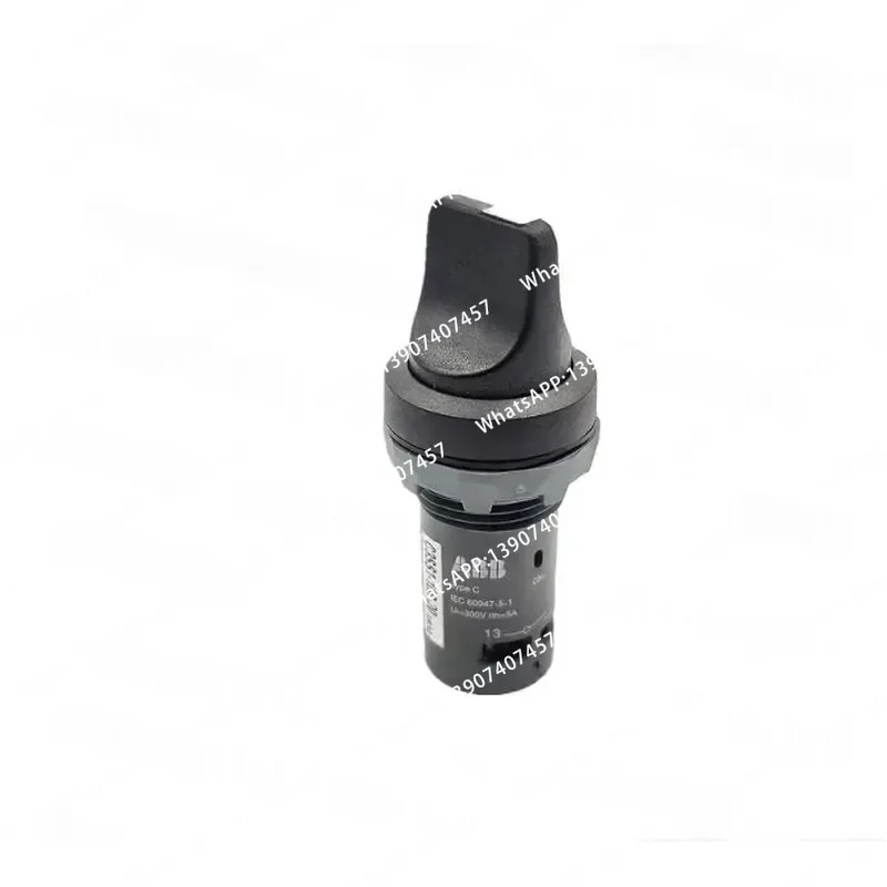1pcs New original Two-position black unlit selector switch C2SS1-10B-11 self-locking type
