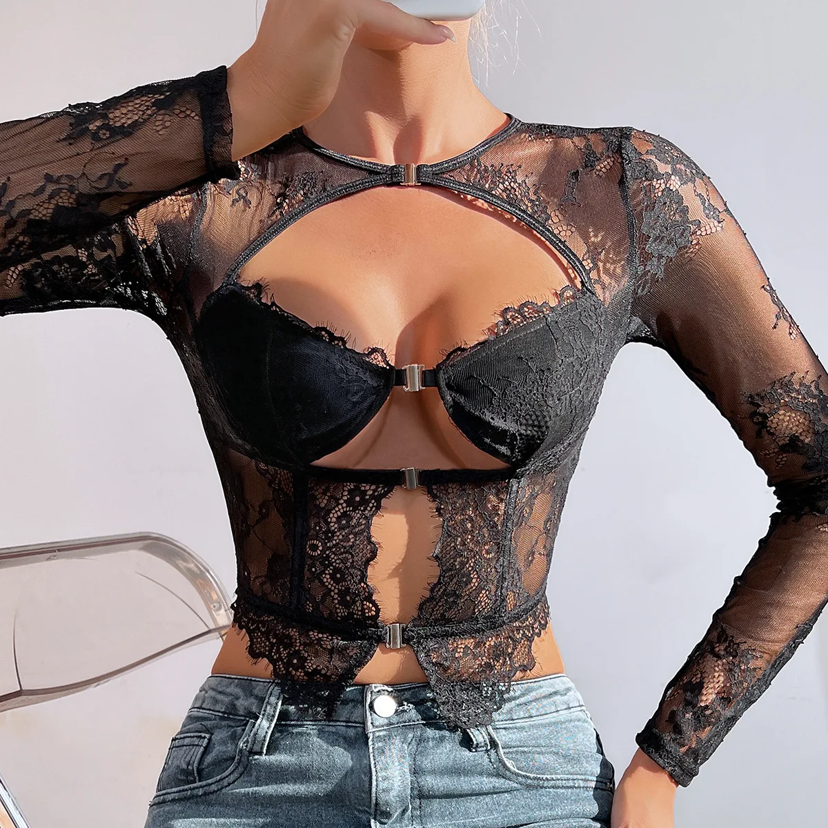 2024 New Sexy Lace Clairvoyant Bustier Women Long Sleeved Top Brassiere Underwired Bra Fishbone Corset Slim Fit Top